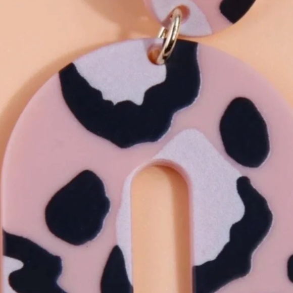 ❤️ FREE Leopard Modern Minimalist Peasant Cottage Farm Art Deco Boho Earrings - Picture 4 of 4